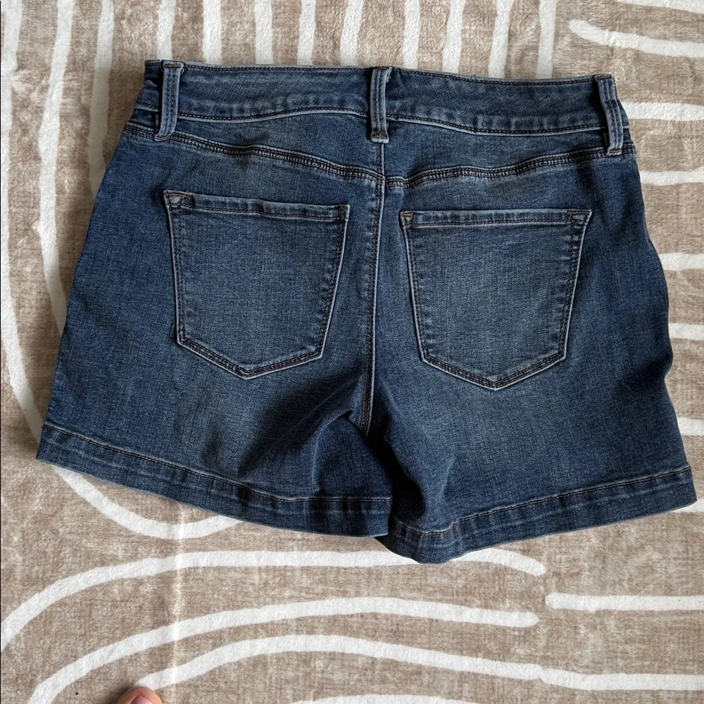 White House Black Market Dark Blue Denim Shorts - Picture 3 of 6